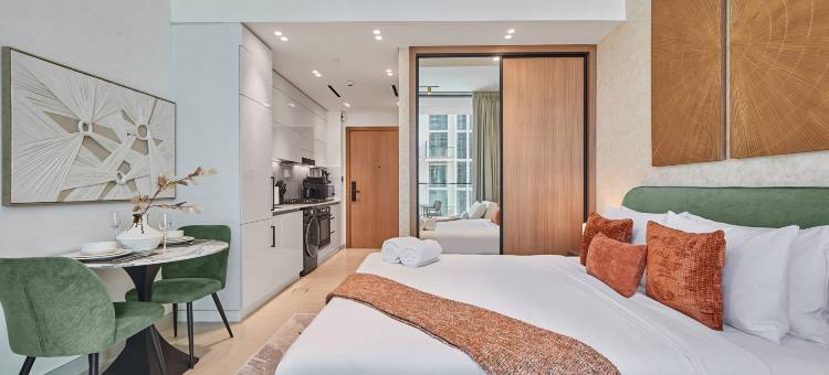 bnbme | JVC 现代单间公寓，带泳池和城市景观(bnbme | Modern Studio in JVC w/ Pool & City View)图片