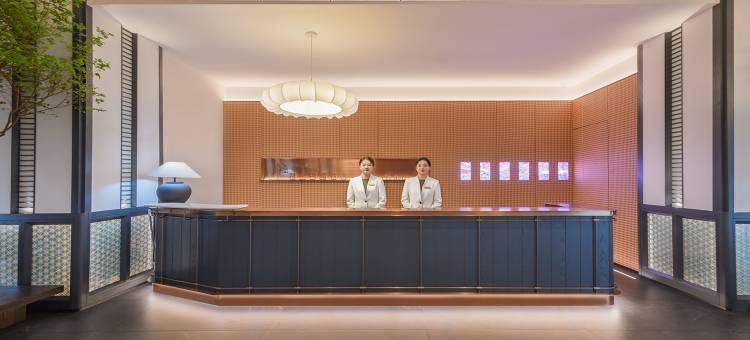 深圳海上世界君兰白露酒店图片