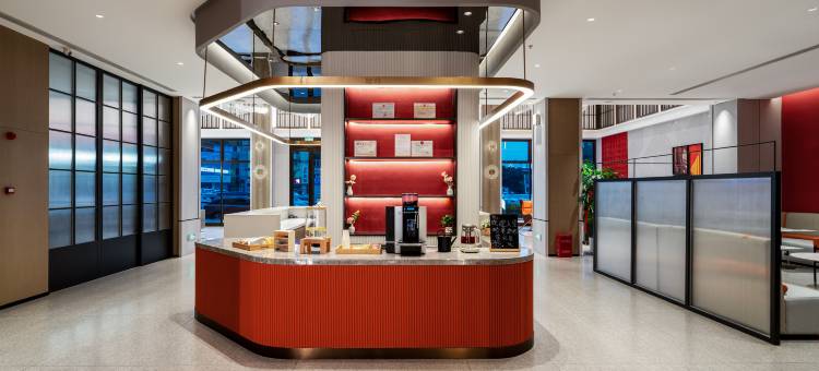 柏曼酒店(乐山高铁站万达广场店)图片