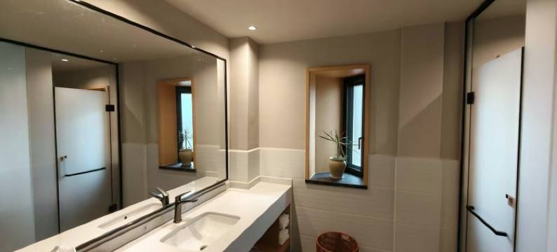 原舍胭脂温泉酒店图片