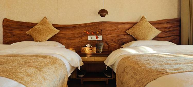 白哈巴澜风民宿图片