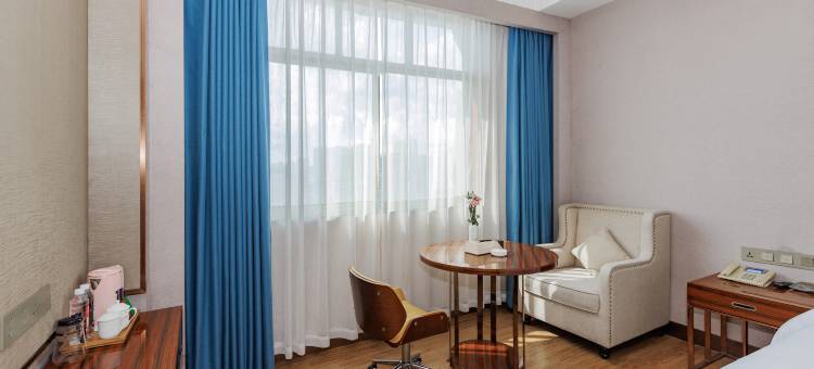 麓峰御景温泉酒店(裕后街第一人民医院店)图片