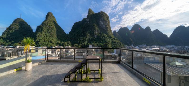 一涵美宿酒店(阳朔西街漓江店)图片