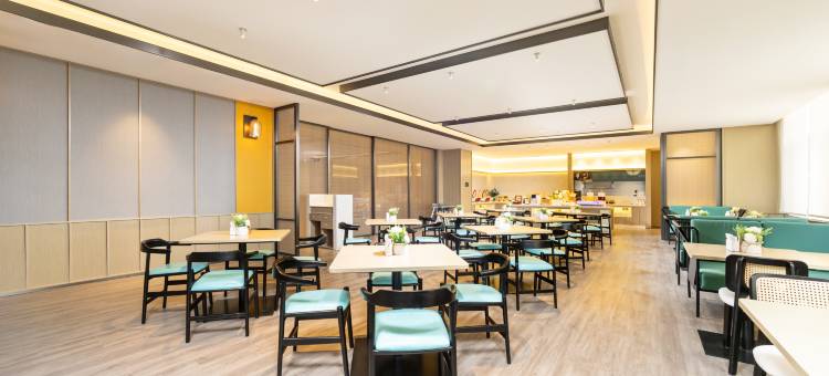 丽怡酒店(沈阳于洪大通湖街地铁站店)图片