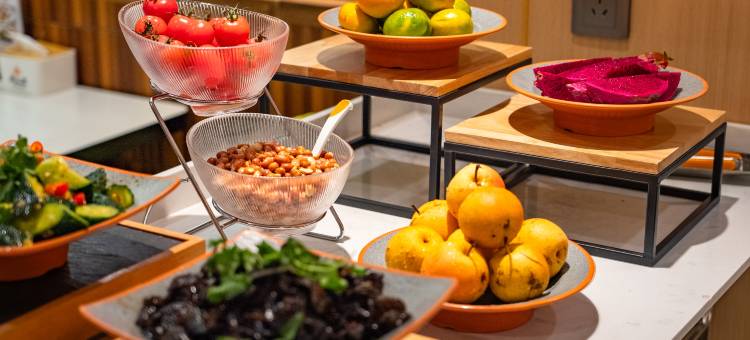 思盛·尚品酒店(定西临洮第一中学人民医院店)图片