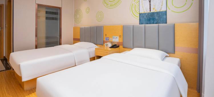 格林豪泰智选酒店(南京中山陵风景区钟灵街地铁站店)图片