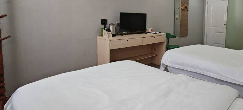 武汉美家商务宾馆(岳家嘴地铁站店)图片