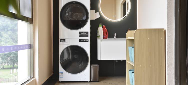 碧桂园太阳城凤悦凤凰酒店(韶关高铁站店)图片