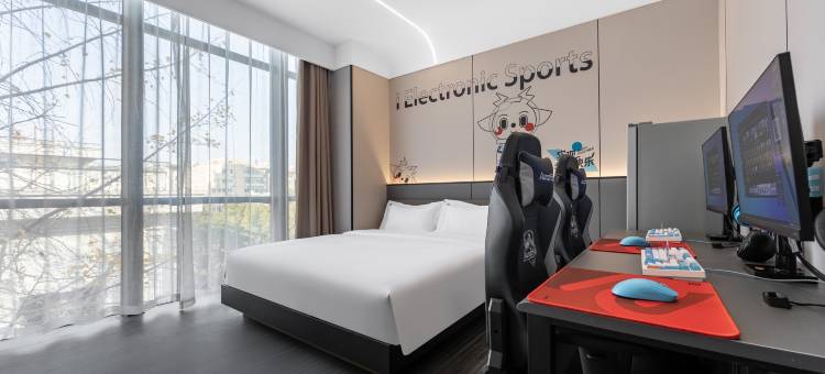 IDJ爱电竞酒店(上海西藏北路地铁站店)图片