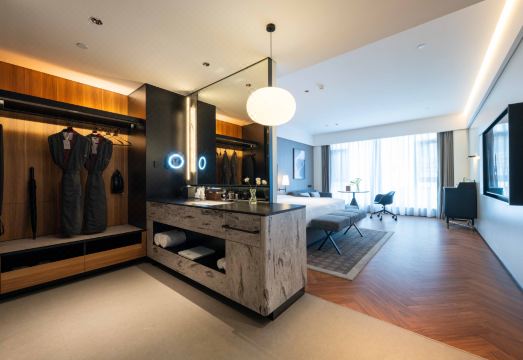 Intercity Hotel Dali Ancient Town Hotel Overview