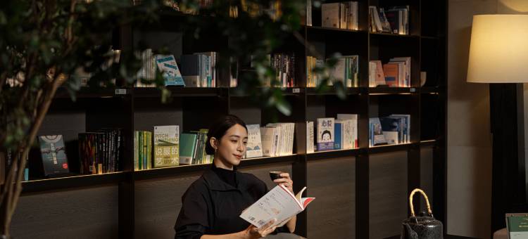 广州塔客村地铁站亚朵酒店图片