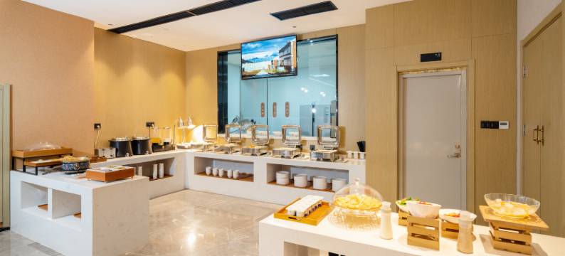 格雅酒店(赤峰高铁站交通职业技术学院店)图片