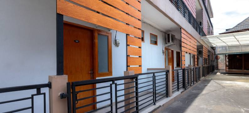 德帕塞班雅加达米特拉红门酒店(Dpaseban Jakarta Mitra RedDoorz)图片