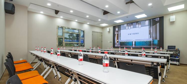 京都万国酒店(北京南站西铁营地铁站店)图片
