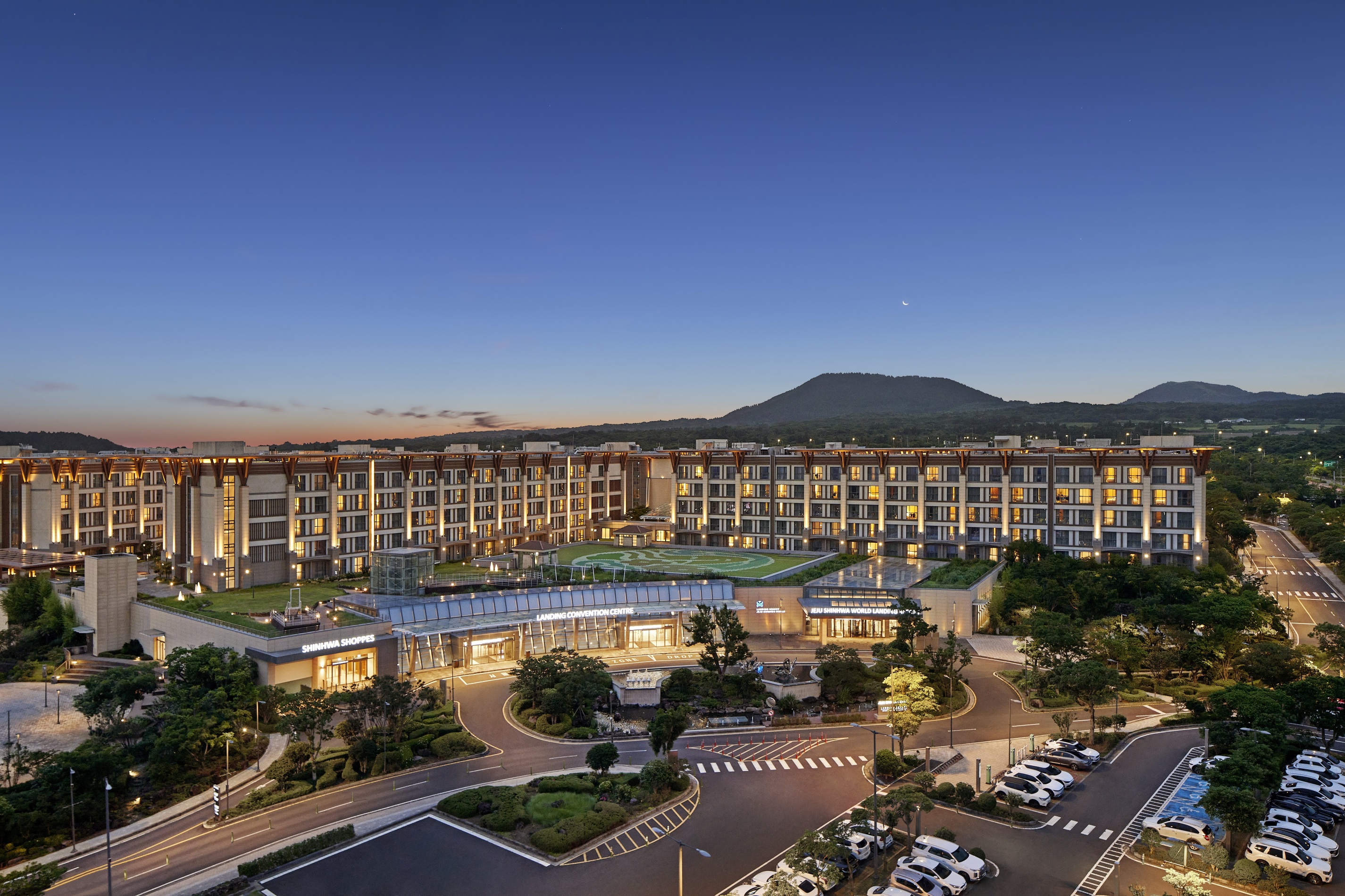 Landing Jeju Shinhwa World Hotels & ResortsHotel Overview