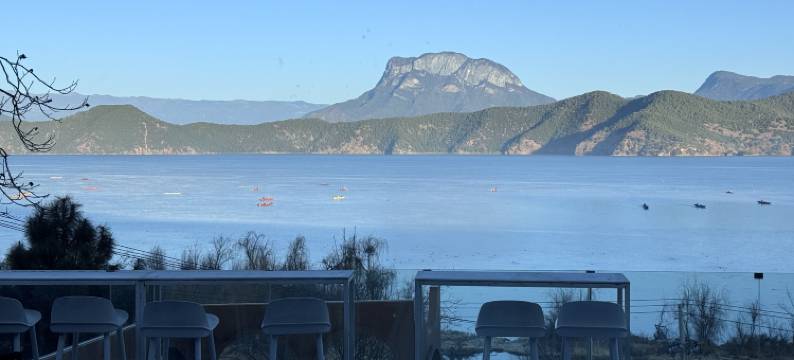 泸沽湖前湖·月遥全湖景度假酒店(泸沽湖普洛码头店)图片