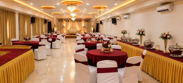 阿迪提亚酒店塔塔瓦德(Hotels Aaditya Inn Tathawade)图片