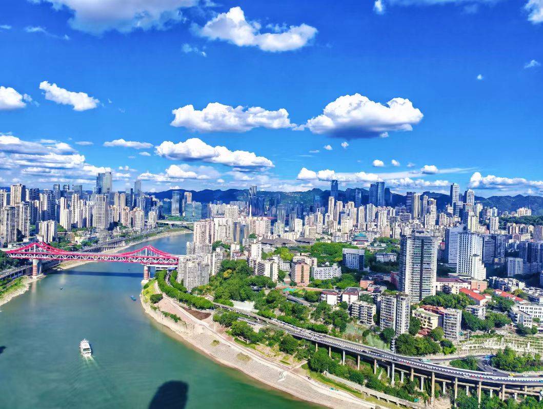 重庆观音桥北滨一路江景亚朵酒店图片