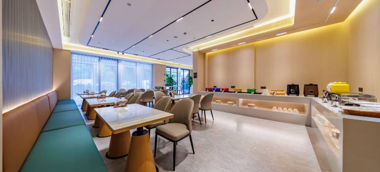 艺龙安云酒店(上海虹桥机场国家会展中心店)图片