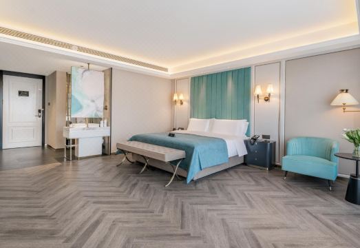 Yulin Jingbian County Bus Station XANA Deluxe Hotel Hotel Overview