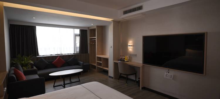 白玉兰酒店(连云港赣榆万达广场义塘路店)图片