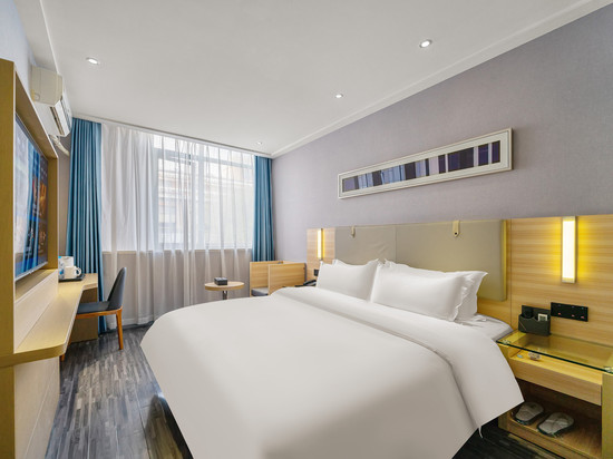 唯庭轻居酒店(松江新城地铁站店)