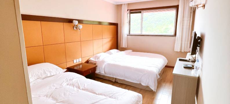 青岛宾临颐舍酒店(石老人海水浴场国际会展中心店)图片