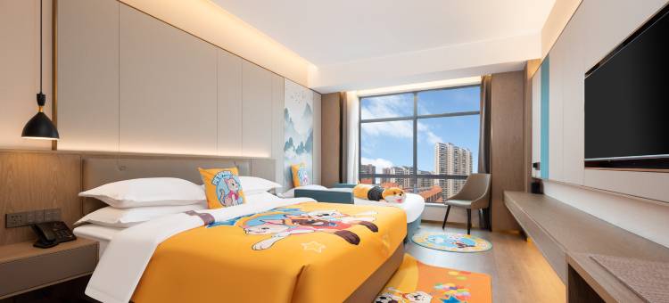 艺龙万国酒店(英山客厅温泉大道店)图片