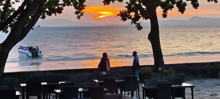蓝湾海滩别墅度假酒店-直达泳池&门口沙滩-普吉及甲米(Blue Bay Resort - Access to Pool and Beach-Phuket & Krabi)图片