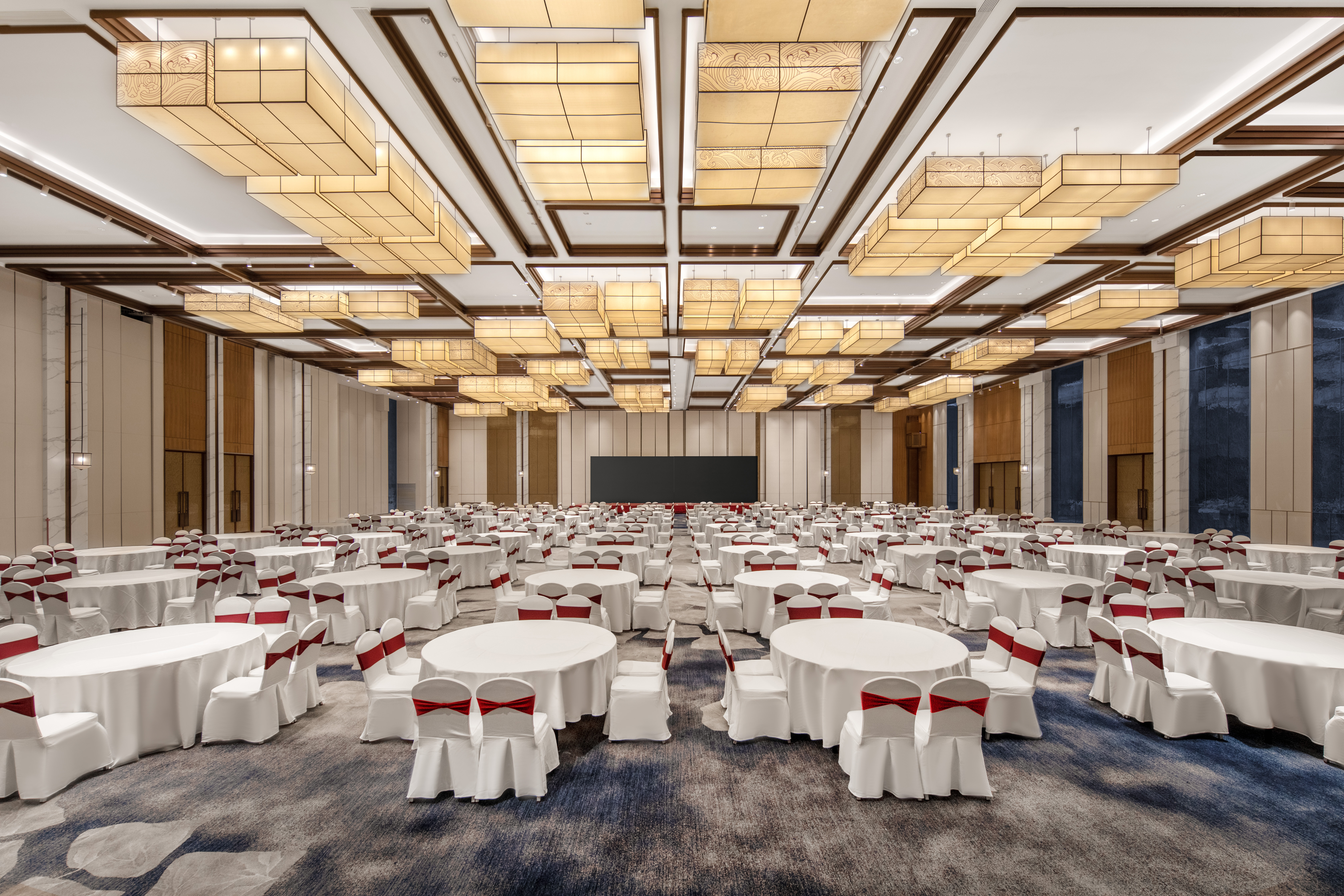 Jiangshan Haiwaihai Grand Hotel Over view