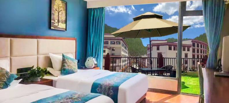 盛方大酒店(左贡店)图片