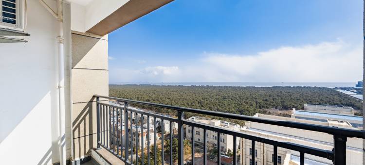 威海美程优佳城市民宿(南海新区星海澜湾店)图片