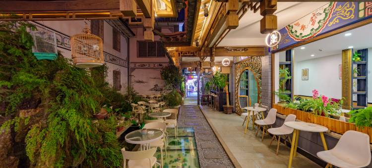 紫城雅居客栈(大理古城南门洋人街店)图片