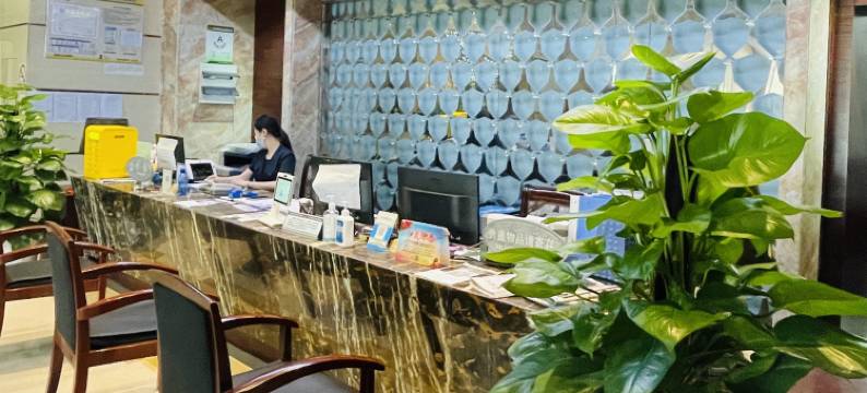 宁波华隆美辰酒店(镇海枫园地铁站店)图片