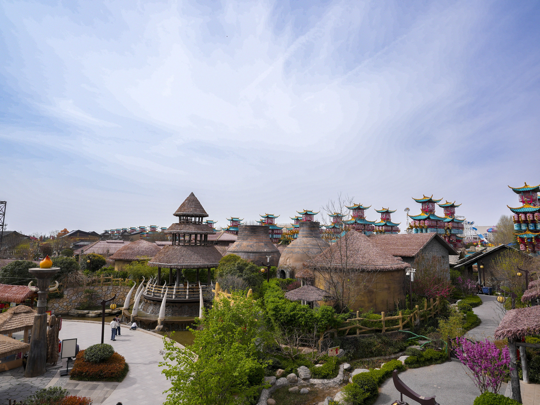 Zhonghuajun Ancient InnOver view