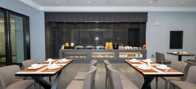 朵兰达V酒店(长沙五一广场潮宗街店)图片