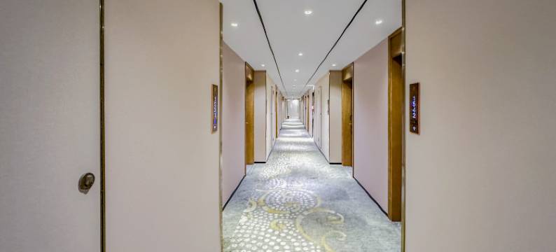 美璟大酒店(南京城北万象汇万寿地铁站店)图片