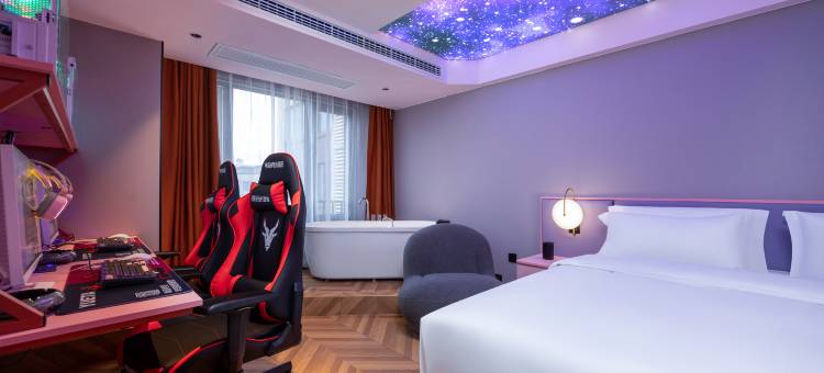 粤塔H电竞酒店(德思勤广场汽车南站店)图片