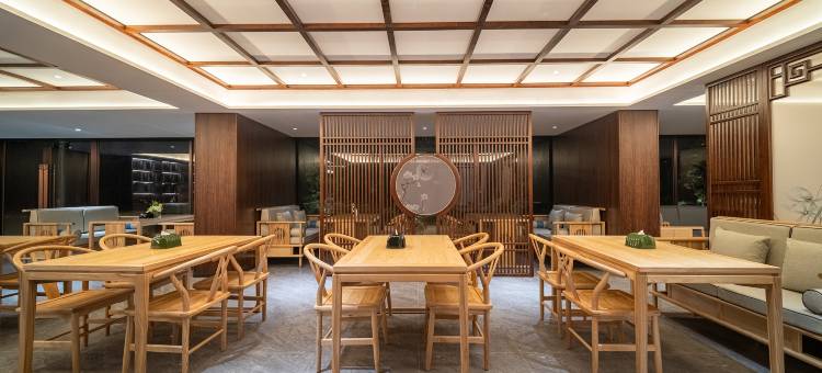 云上简里酒店(荔波小七孔景区东门售票大厅店)图片