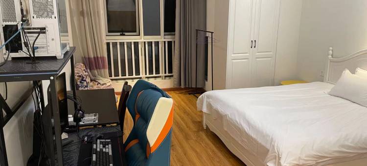 扬州悦享电竞公寓(万达广场店)图片