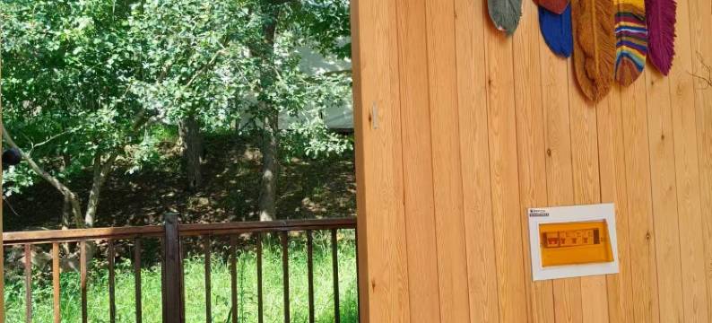 拾叶湖景山洞度假村图片