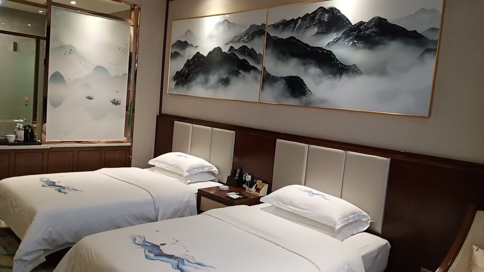 Boston Hotel Over view