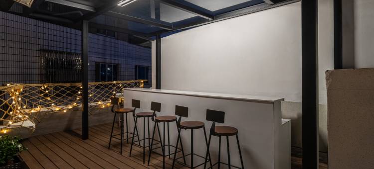 临海·荣舍·东湖湖岸·观景露台度假美宿(紫阳古街台州府城店)图片