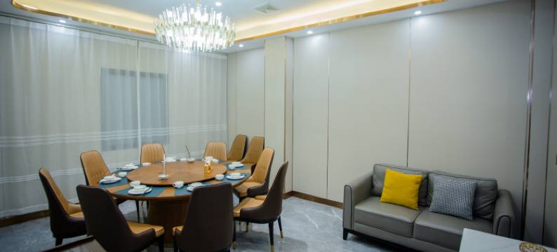 英山锦泰康年大酒店图片