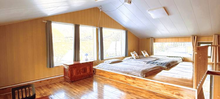 雪谷毕老驴舍酒店图片