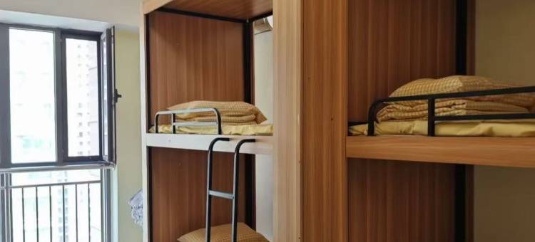 上海远洋青年公寓(场中路地铁站店)图片