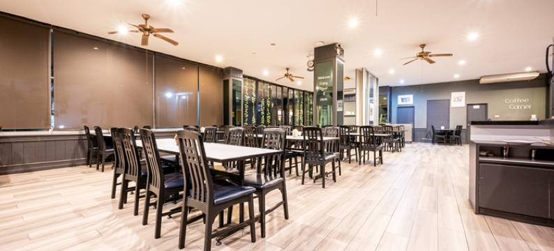 Sunday J A Plus 酒店(Sunday JA Plus Hotel)图片