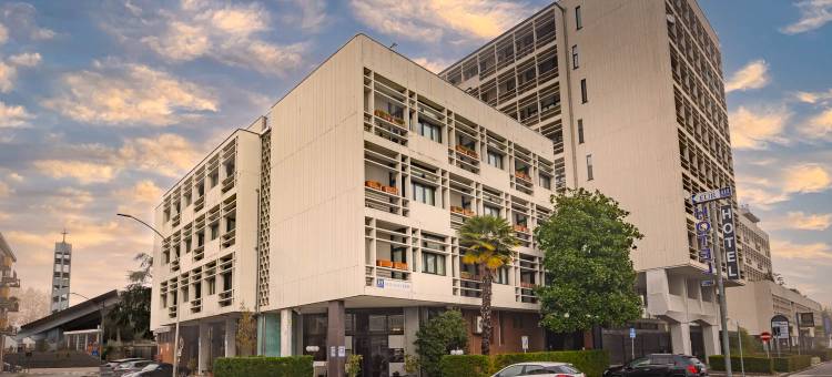 米兰欧尔纳维廖河畔特雷扎诺 IH 饭店(IH Hotels Milano Eur - Trezzano Sul Naviglio)图片