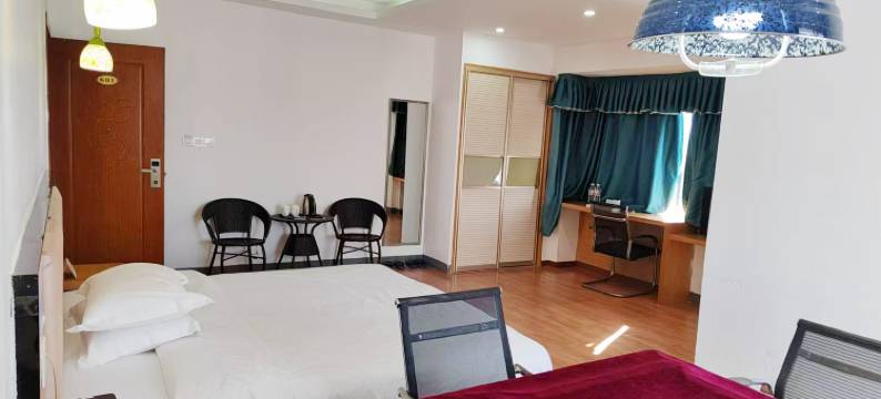 陆川翔隆精品宾馆图片