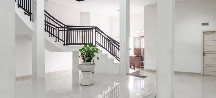 O酒店普拉塞蒂亚靠近Ciplaz Lampung(拉玛亚那)(Hotel O Rajabasa Near Universitas Lampung Formerly Hotel Prasetya)图片